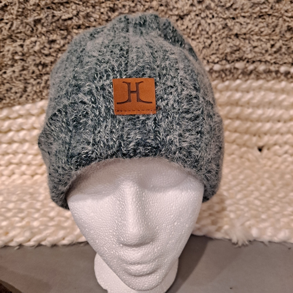 Source Unknown Teal Knit Hat with Leather Patch